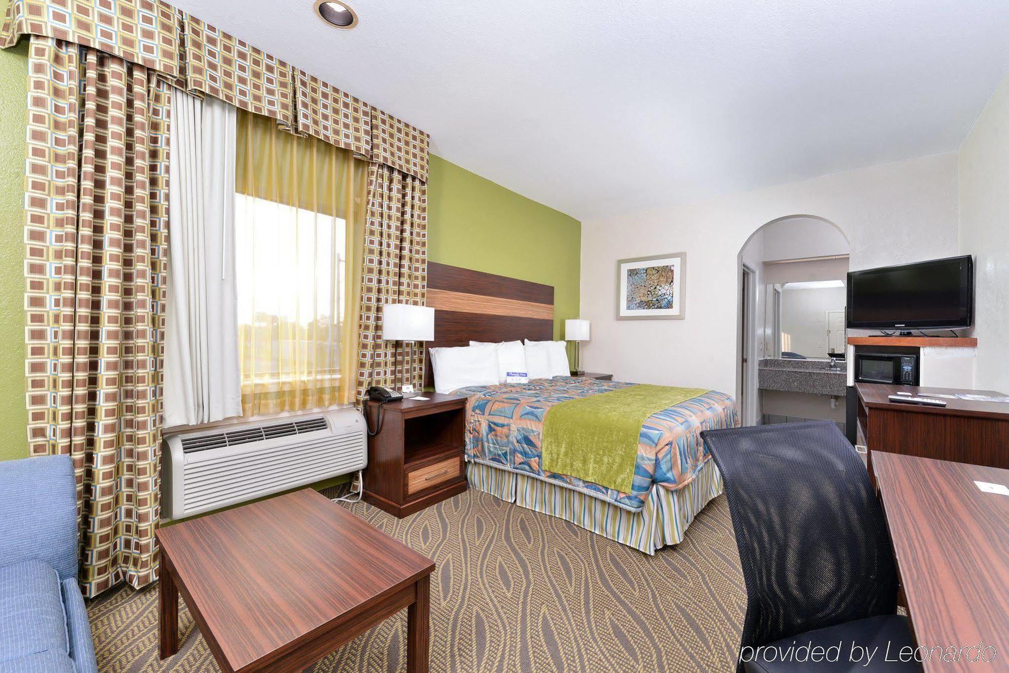 Americas Best Value Inn Downtown Houston Exterior photo