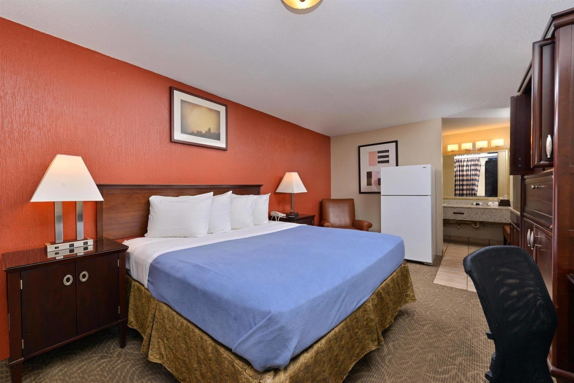 Americas Best Value Inn Downtown Houston Exterior photo